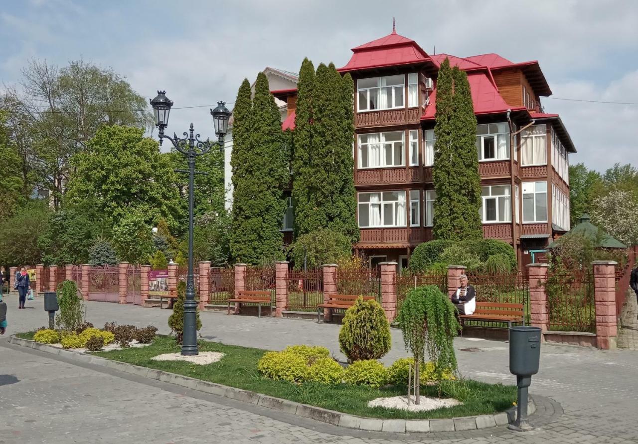 Hotel Сонячна Truskavets Exterior foto